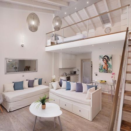 Corfu Town Luxury Studios -A Екстериор снимка