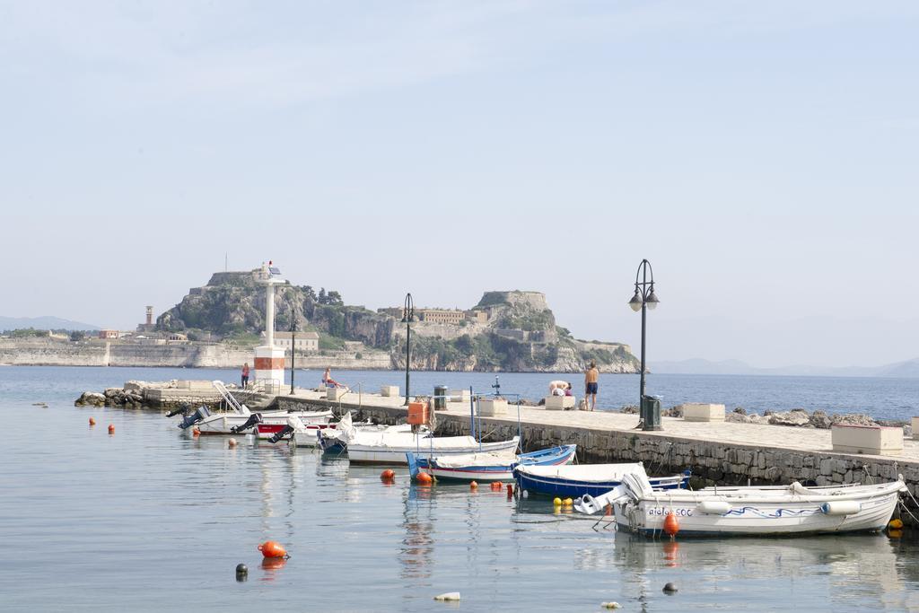 Corfu Town Luxury Studios -A Екстериор снимка